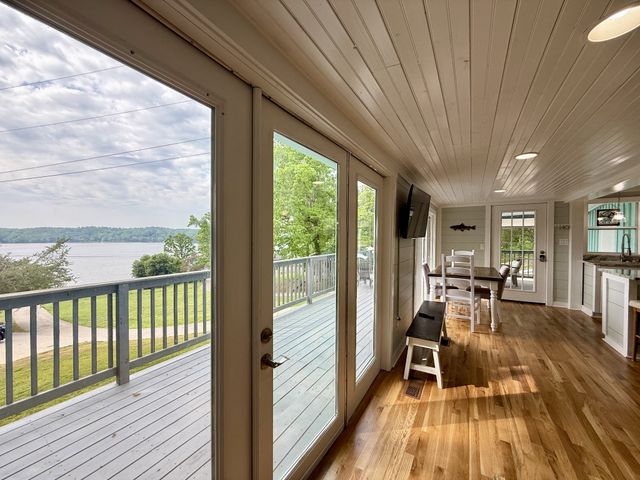 54 Lookout Ln, Waverly, TN 37185