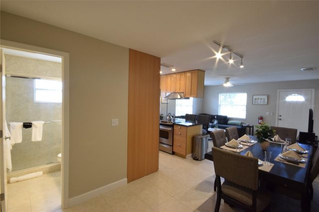 306 BAILEY LANE, Sarasota, FL 34237