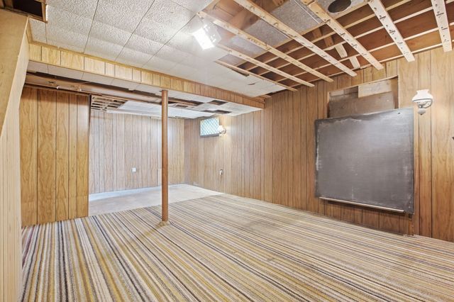 1259 Shawsheen St, Tewksbury, MA 01810