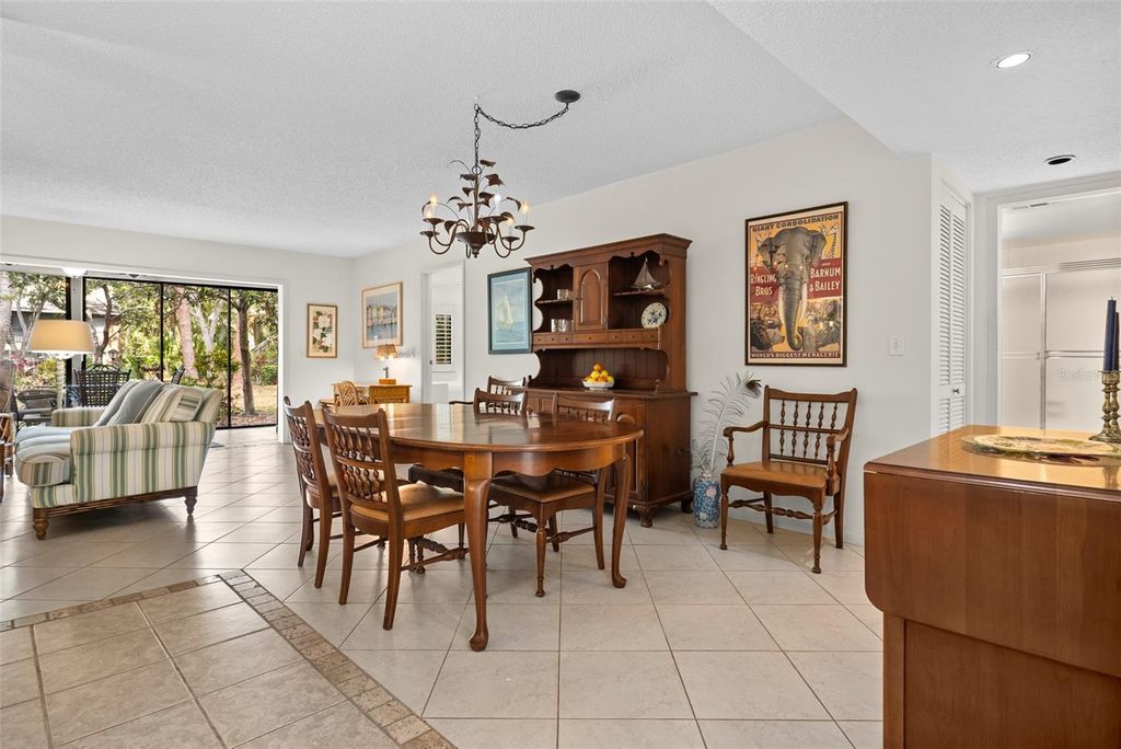 Image 12 of property listing at 1703 PELICAN COVE ROAD 356, Sarasota, FL 34231