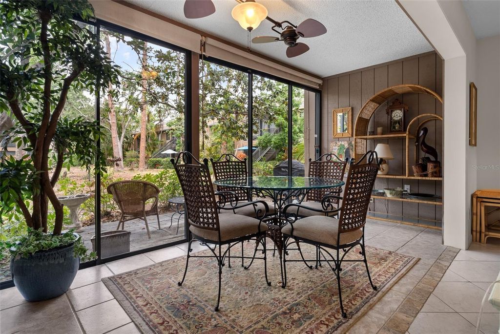 Image 28 of property listing at 1703 PELICAN COVE ROAD 356, Sarasota, FL 34231