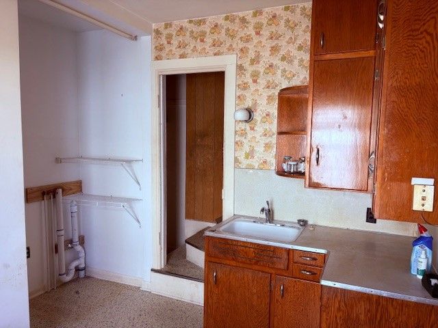 414 E 5th Street N, Newton, IA 50208