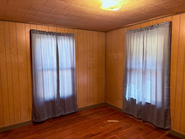 414 E 5th Street N, Newton, IA 50208