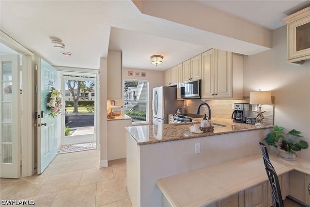 1375 Mainsail DR 1702, Naples, FL 34114