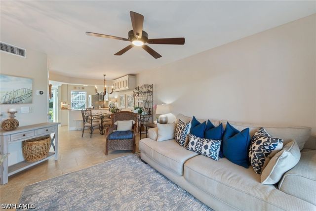 1375 Mainsail DR 1702, Naples, FL 34114