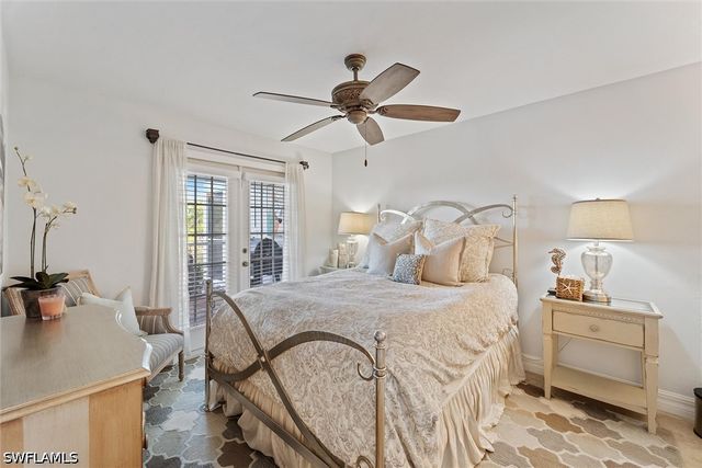 1375 Mainsail DR 1702, Naples, FL 34114