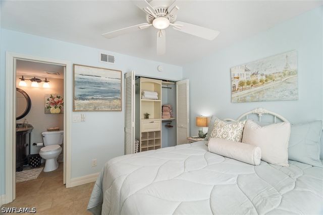 1375 Mainsail DR 1702, Naples, FL 34114