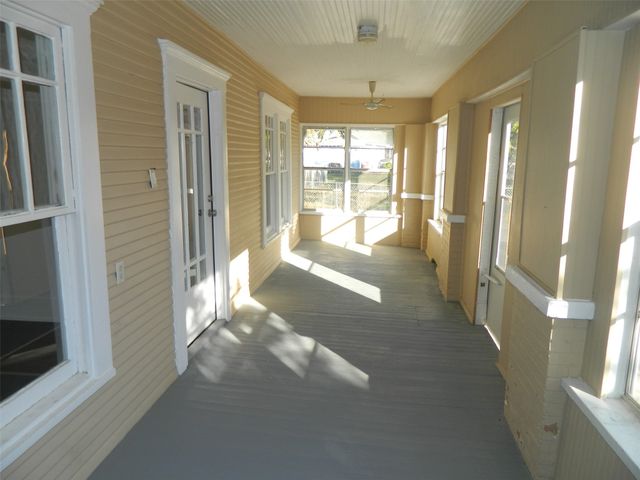 110 W Mulberry Street, Leonard, TX 75452