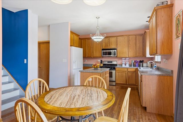 170 Cobbler Court, Sugar Grove, IL 60554