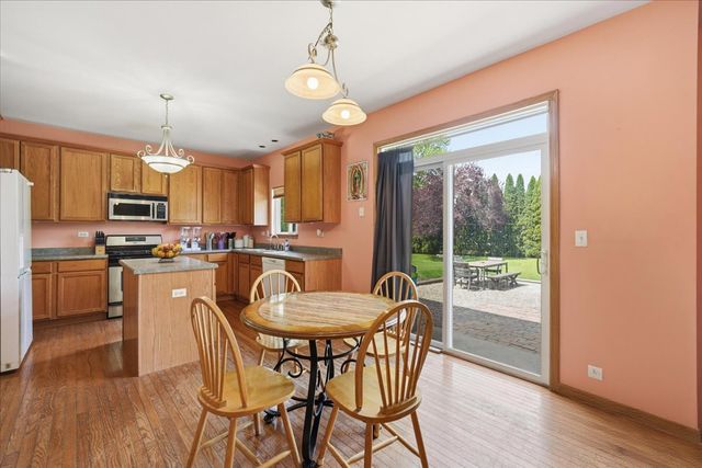 170 Cobbler Court, Sugar Grove, IL 60554