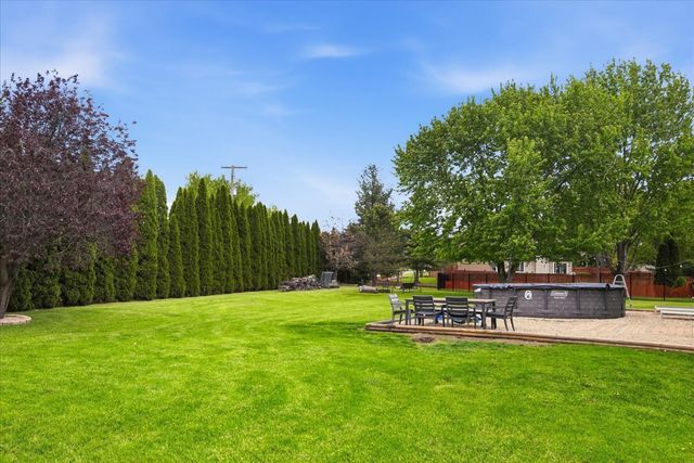170 Cobbler Court, Sugar Grove, IL 60554