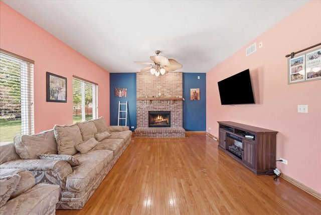 170 Cobbler Court, Sugar Grove, IL 60554