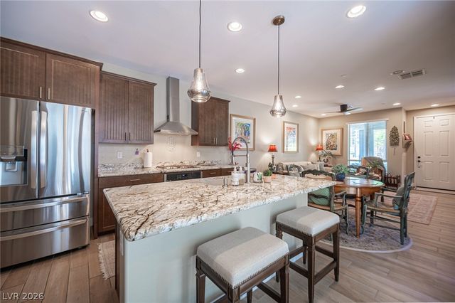 11692 Emerald Lake Avenue, Las Vegas, NV 89138