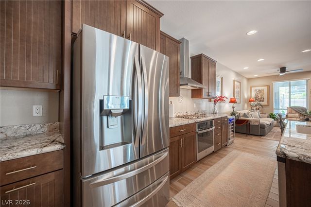 11692 Emerald Lake Avenue, Las Vegas, NV 89138