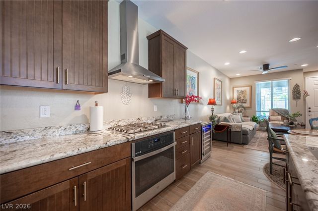 11692 Emerald Lake Avenue, Las Vegas, NV 89138