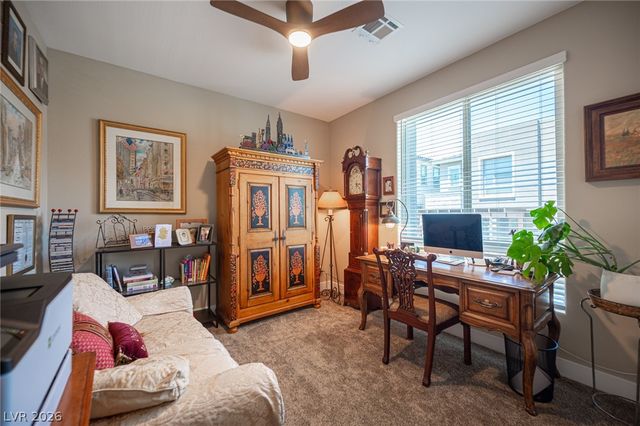 11692 Emerald Lake Avenue, Las Vegas, NV 89138