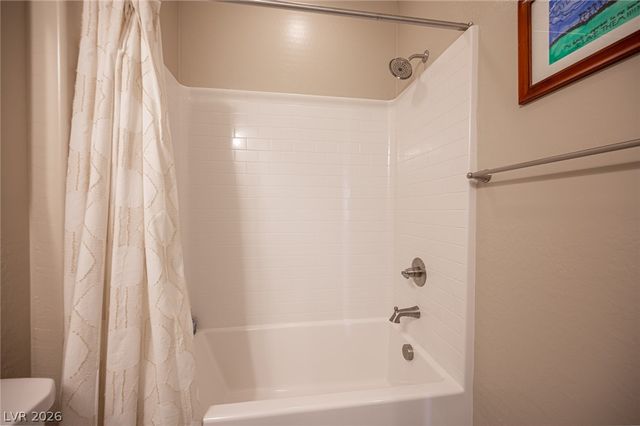 11692 Emerald Lake Avenue, Las Vegas, NV 89138