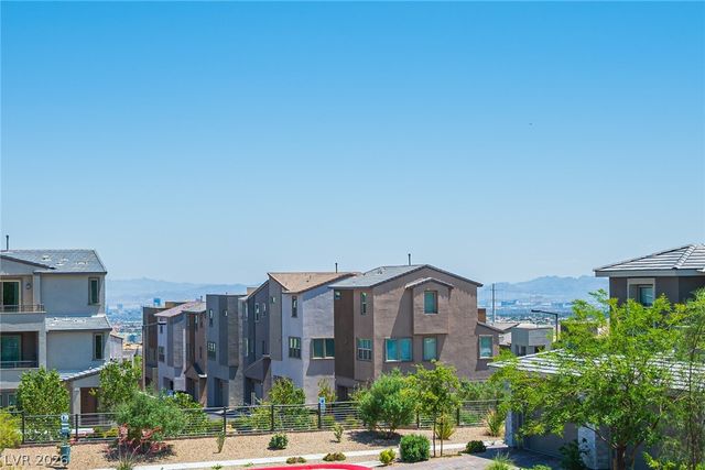 11692 Emerald Lake Avenue, Las Vegas, NV 89138