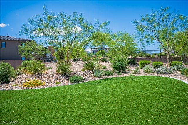 11692 Emerald Lake Avenue, Las Vegas, NV 89138
