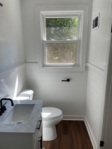 207 Kent Dr., Dothan, AL 36303