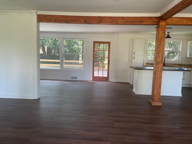 207 Kent Dr., Dothan, AL 36303