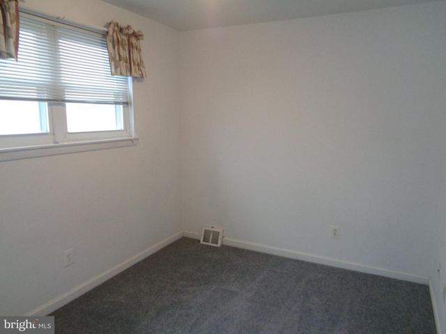 10908 KIRBY DR, Philadelphia, PA 19154