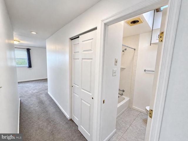 10908 KIRBY DR, Philadelphia, PA 19154