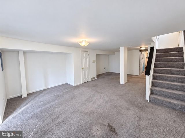 10908 KIRBY DR, Philadelphia, PA 19154