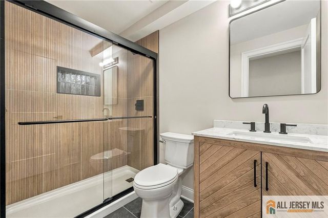 1 Montrose Avenue, Colonia, NJ 07067