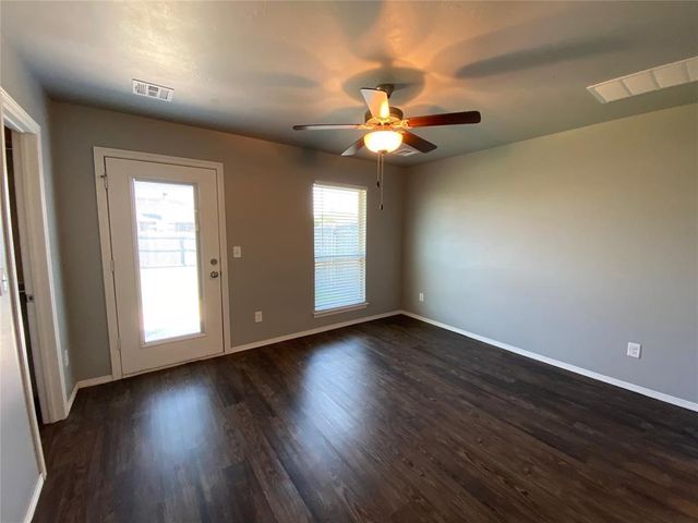 491 Washington Avenue, Piedmont, OK 73078