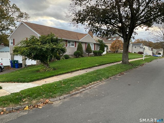 175 Post Oak Road, Stratford, CT 06614