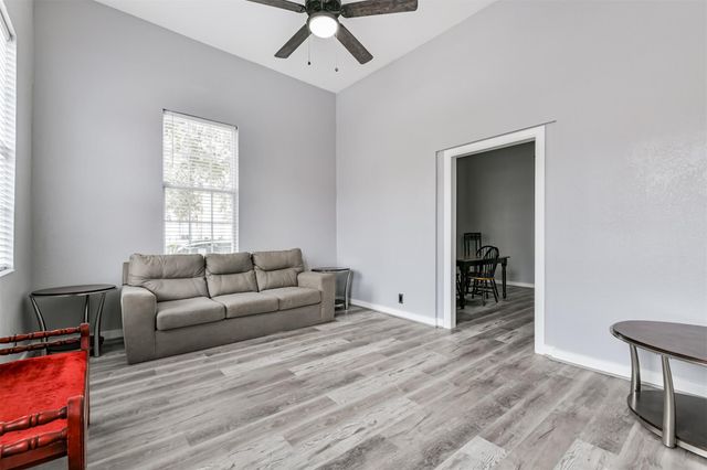 1820 Market Street 1, Galveston, TX 77550