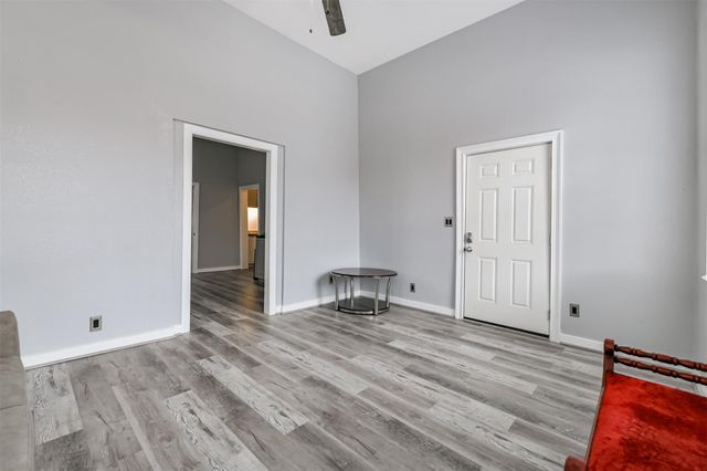 1820 Market Street 1, Galveston, TX 77550