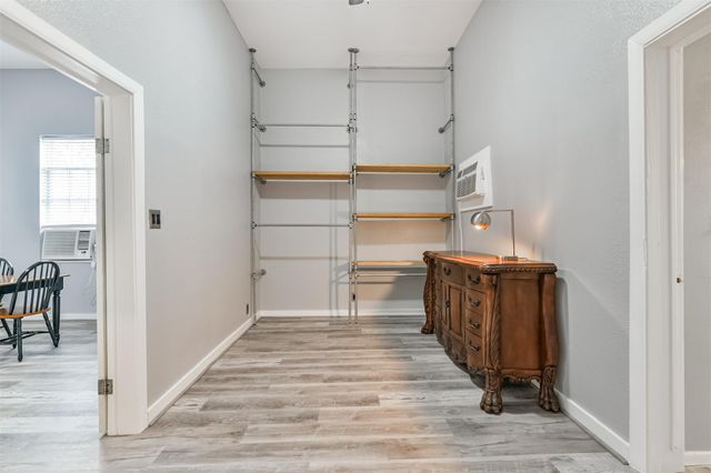 1820 Market Street 1, Galveston, TX 77550