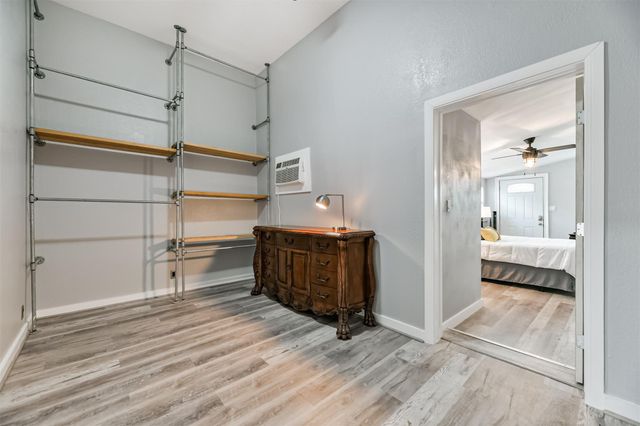 1820 Market Street 1, Galveston, TX 77550