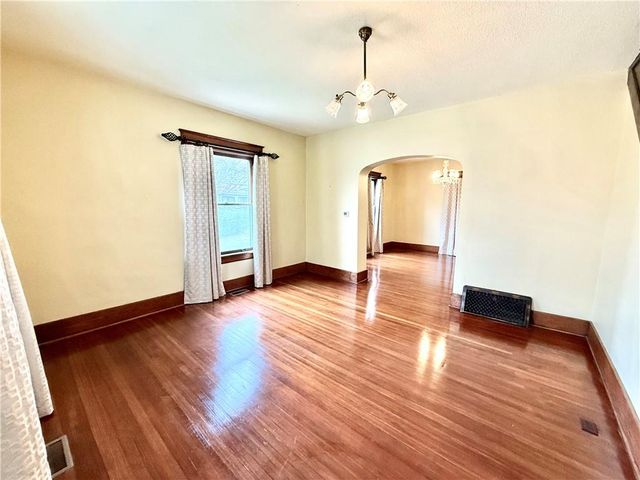 1420 N Mulberry Street, Maryville, MO 64468