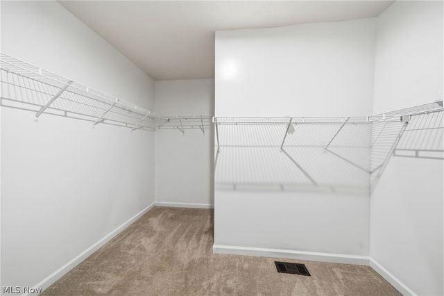 2664 Himelrigh Boulevard, Barberton, OH 44203