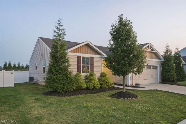 2664 Himelrigh Boulevard, Barberton, OH 44203
