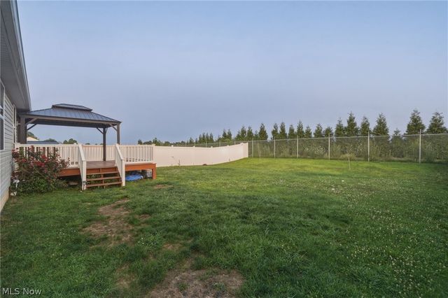 2664 Himelrigh Boulevard, Barberton, OH 44203