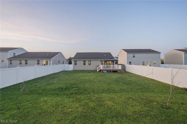 2664 Himelrigh Boulevard, Barberton, OH 44203