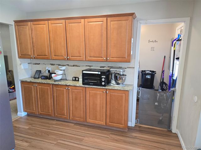 5279 Robinwood Drive, Clyde Township, MI 48049