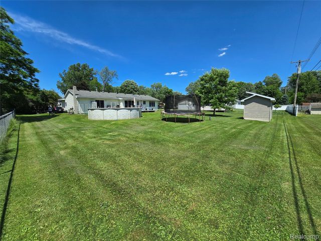 5279 Robinwood Drive, Clyde Township, MI 48049