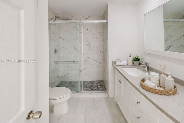 1000 W Island Boulevard 1812, Aventura, FL 33160