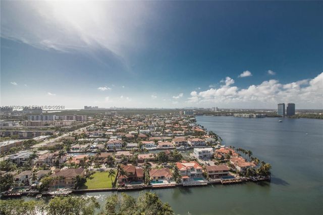 1000 W Island Boulevard 1812, Aventura, FL 33160