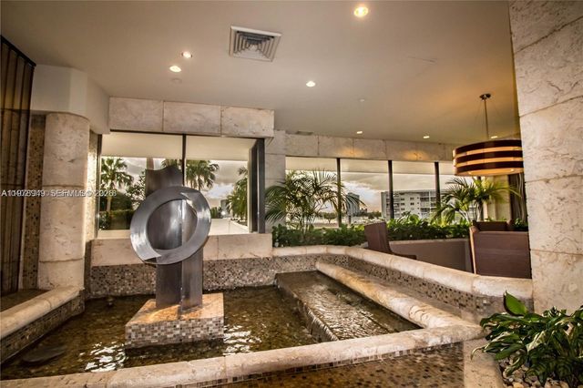 1000 W Island Boulevard 1812, Aventura, FL 33160