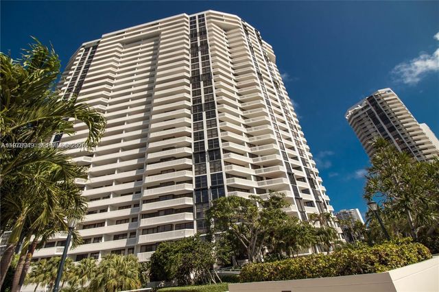 1000 W Island Boulevard 1812, Aventura, FL 33160