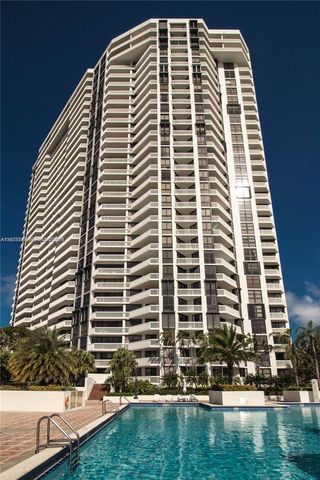 1000 W Island Boulevard 1812, Aventura, FL 33160
