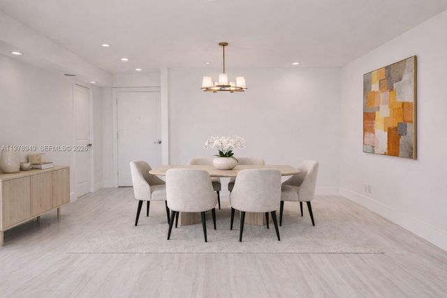 1000 W Island Boulevard 1812, Aventura, FL 33160