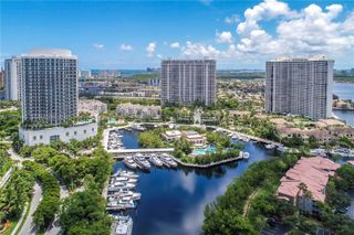 1000 W Island Boulevard 1812, Aventura, FL 33160