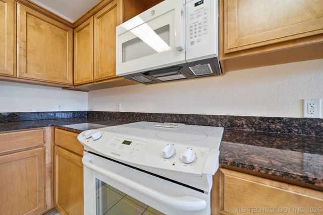 2717 N 21st Street, Broken Arrow, OK 74012